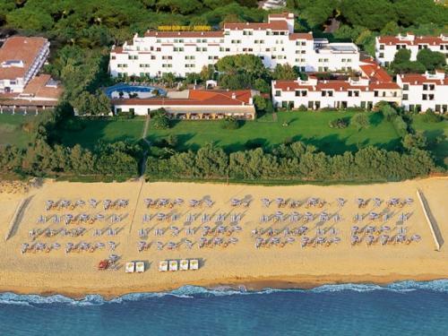 Villaggio a Baia Domizia sul mare con Spiaggia-Privata
