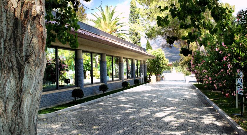 Ristorante con vista sul parco per cerimonie 