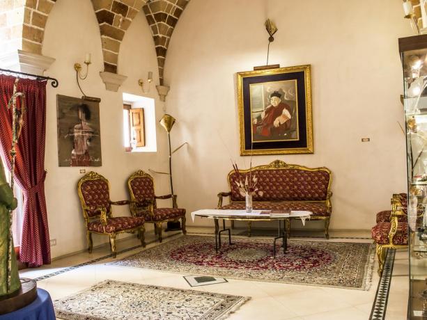 Hotel 4 stelle con arredo elegante in Puglia