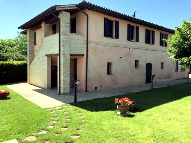 Casa vacanze con appartamenti a Spello 