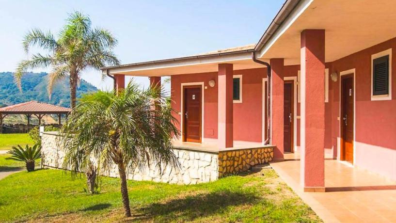 Residence Fronte mare con Piscina e Ristorante 