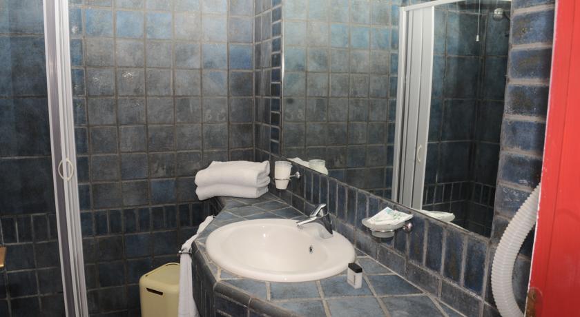 Eleganti bagno con doccia