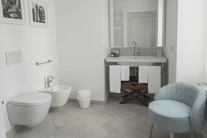Bagno Junior Suite hotel vicino Albenga