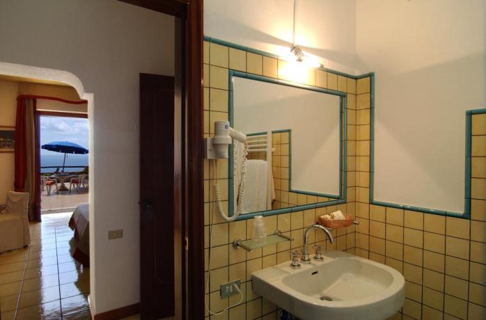 Bagno privato in hotel Palinuro