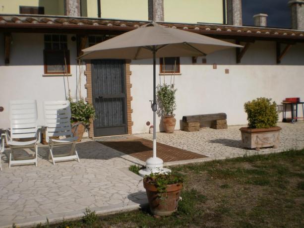 Casa vacanze con appartamenti e giardino Vasanello