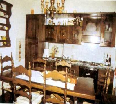 cucina attrezzata e sala pranzo 