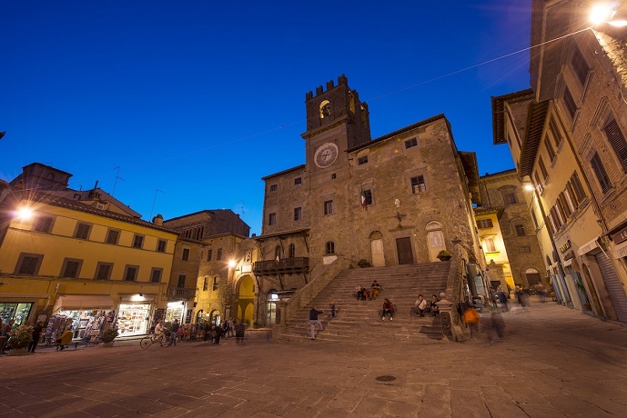 Villaggio con Piscina vicino a Cortona