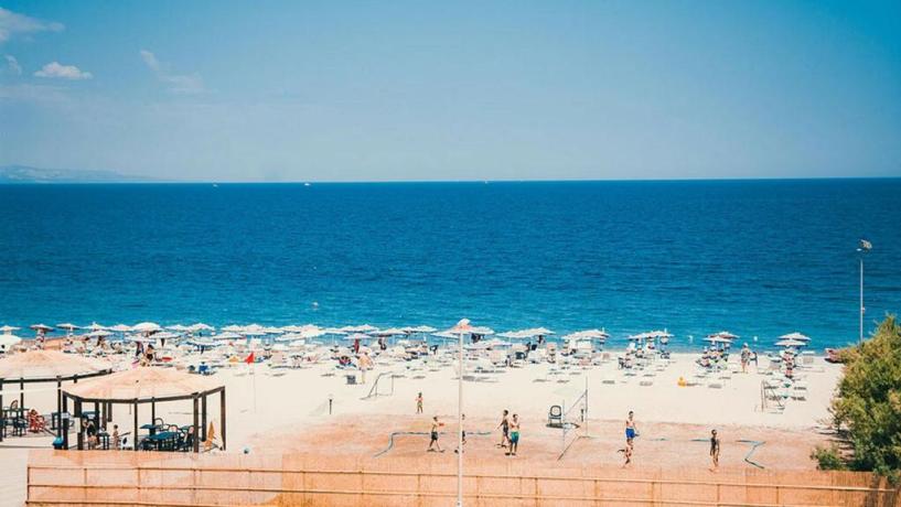 Hotel 4 stelle con spiaggia privata Corigliano-Calabro 