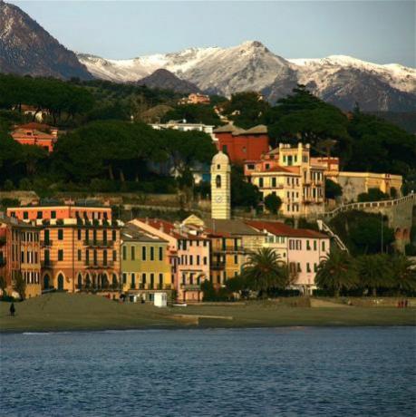 Hotel sulla riviera Ligure a Celle