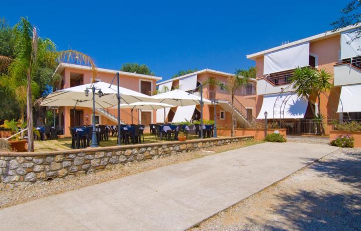 Residence a Marina di Camerota con Ristorante 