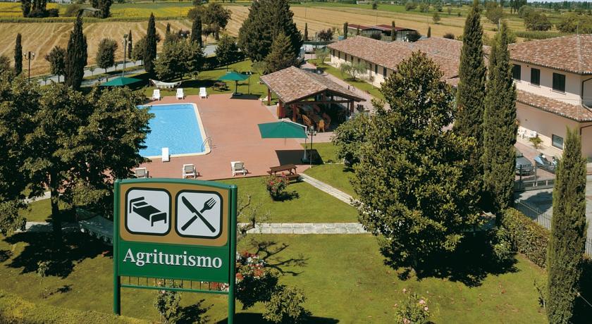 Agriturismo ad Assisi con piscina 