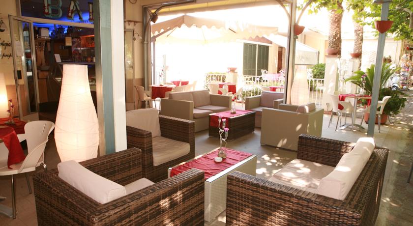 Hotel 3 Stelle Praia a Mare Esterno