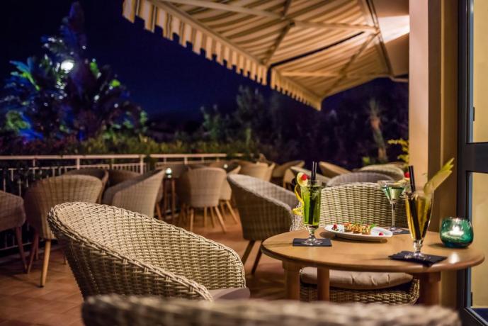 Ristorante esterno Resort sul mare calabrese