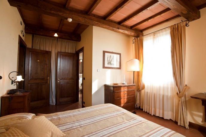 Albergo a Pozzuolo, camera matrimoniale con Tv, Wi-fi 