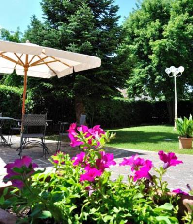 Hotel con Giardino all'aperto ideale per bambini