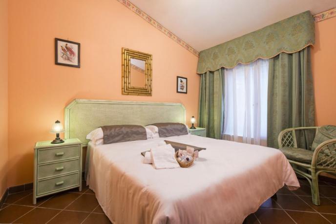 Camere con patio ad Ardea vicino alla spiaggia