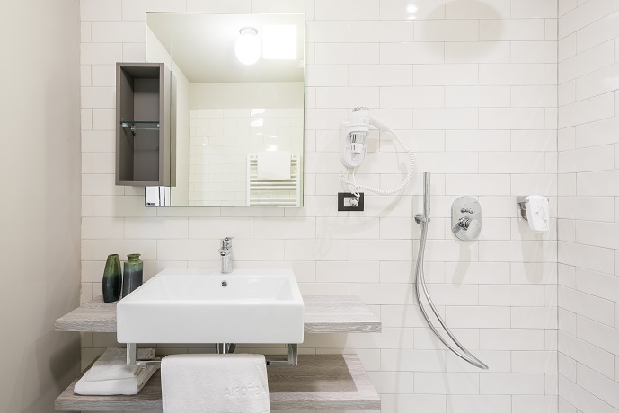 Hotel con Bagno ampio e luminoso