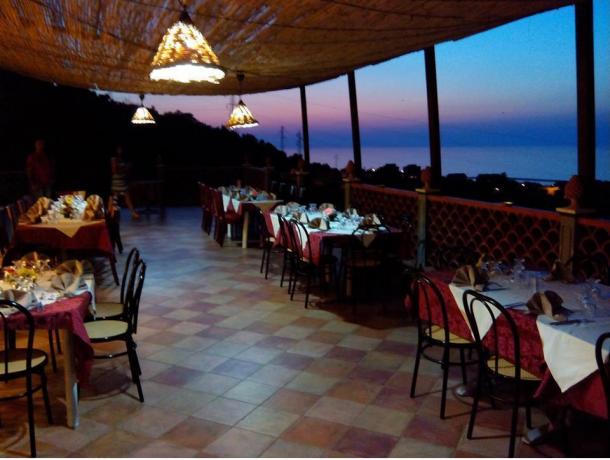 Ristorante in Hotel 4 stelle Eolie