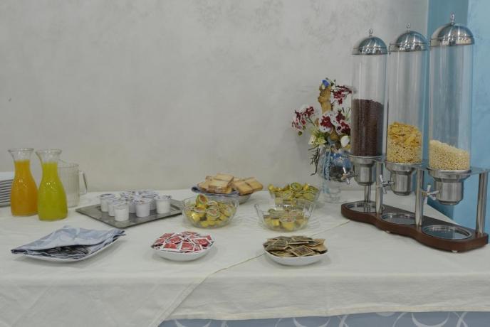Colazione a Buffet hotel a Diamante