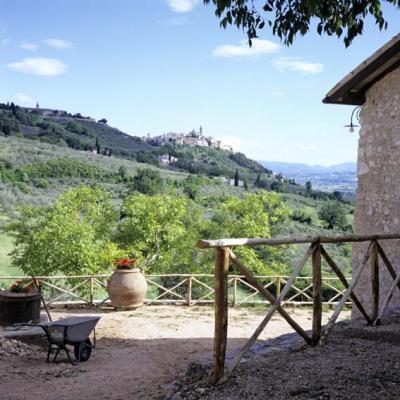 Vista di Trevi dall'Agriturismo