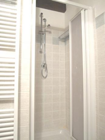 Appartamento 3 bagno con doccia