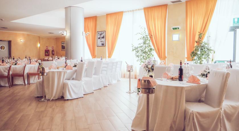 Sala da pranzo con vista panoramica