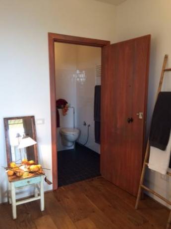 Camere con Bagno Privato e Parquet in Umbria