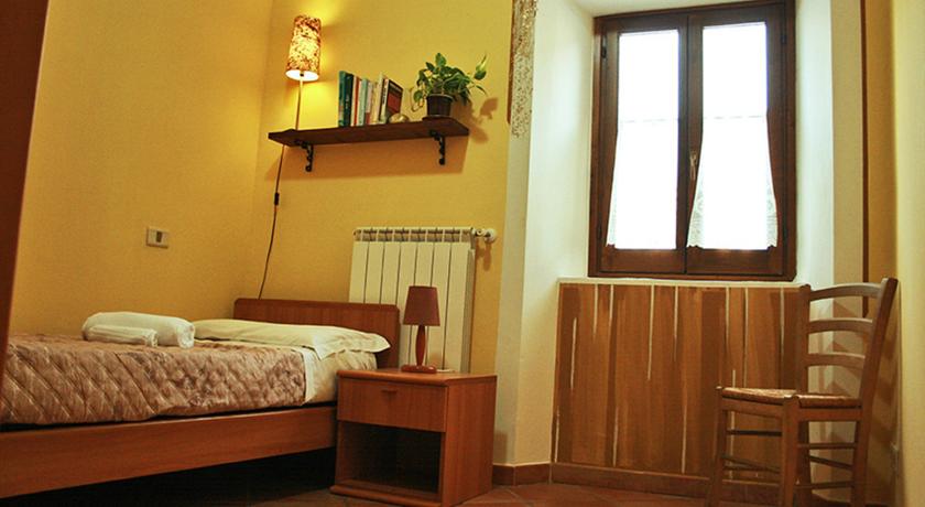 Camera con letto singolo e prima colazione