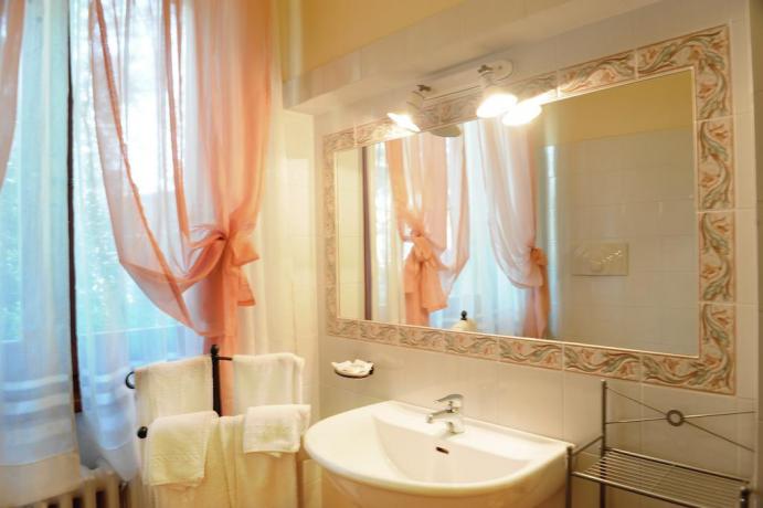 Bagno privato in agriturismo vicino al Trasimeno 