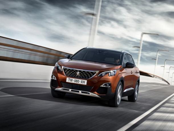 Noleggio Lungo Termine PEUGEOT 3008 basso costo