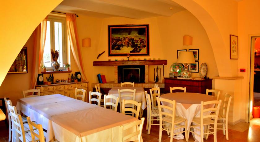 Ristorante interno in Agriturismo 