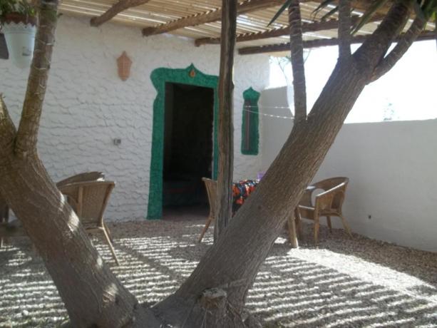 Villaggio a Lampedusa con ampio spazio esterno