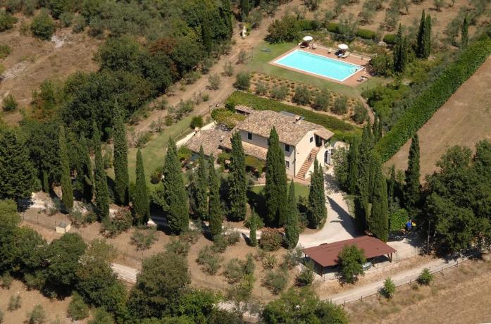 Villa in Umbria con 20 posti letto