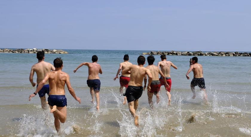 Hotel con Accesso diretto alla spiaggia