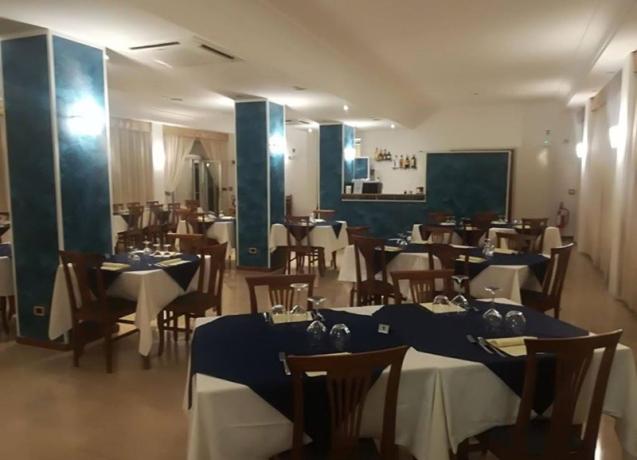 Sala ristorazione in Hotel a Bastia Umbra 