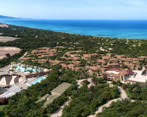 Hotel 4 stelle in Sardegna a Badesi vicino al mare con spiaggia privata, piscine, spa, impianti sportivi, ristorante, animazione
