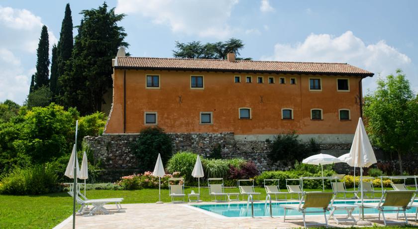 Suite Spa Piscina vicino Peschiera del Garda
