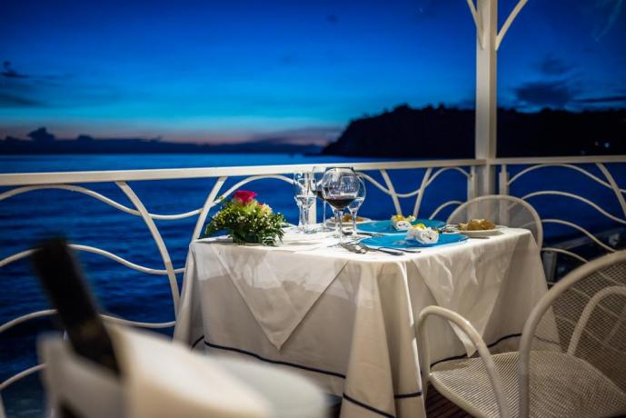 Dormire sul mare a Capo Vaticano