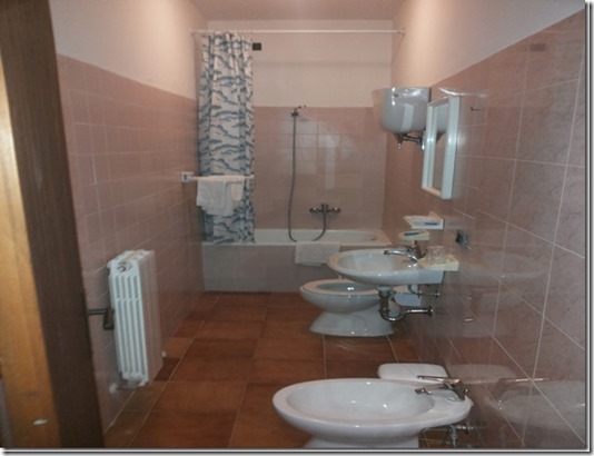 Residenza Podere appartamento-vacanza 2bagni con doccia Magione 