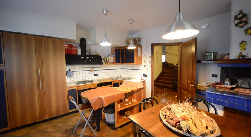 Cucina attrezzata a disposizione degli ospiti