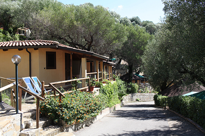Villaggio Palinuro con Bungalows e Spiaggia Privata