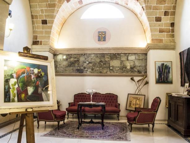 Hotel con arredi eleganti a Galatina