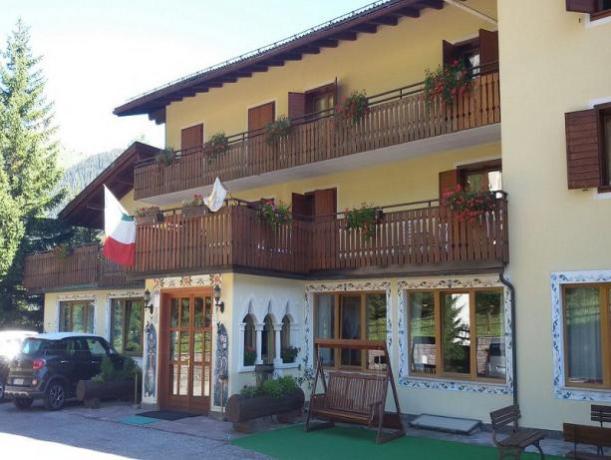 Hotel 3 stelle a Canazei con SPA - Rifugio Dolomitico Emma