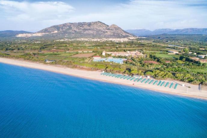 Villaggio immerso nel verde nel Golfo di Orosei 