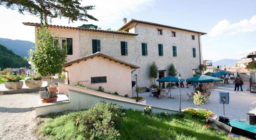 Hotel 3 stelle a Greccio (Lazio)