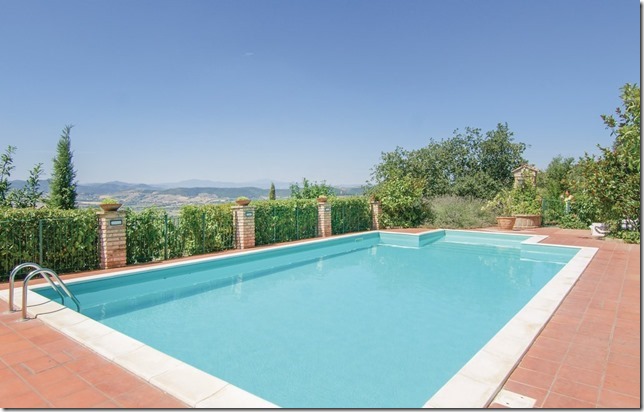 Casale Agrituristico casa vacanze con piscina panoramica Magione 
