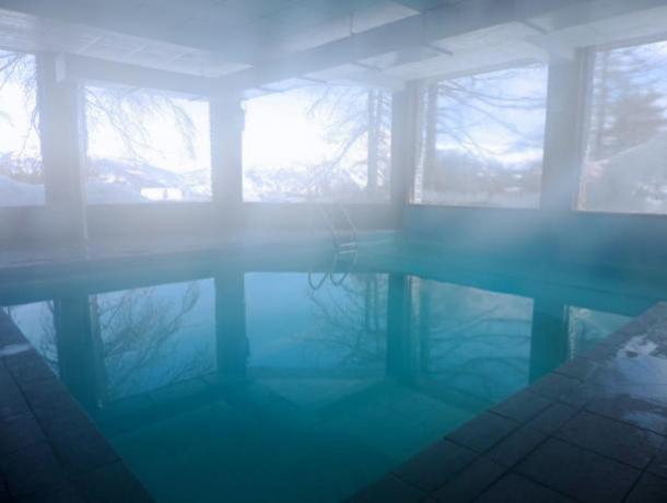 Piscina coperta riscaldata Baita Cesana Torinese
