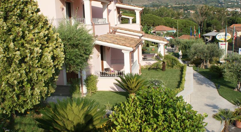 Albergo con camere e suite