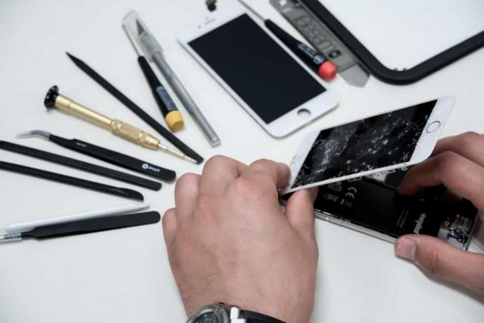 Sostituzione Schermo Iphone 6 7 8 X