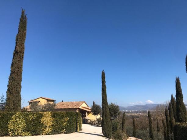 Agriturismo a Bettona con Parcheggio-Umbria-Assisi-Perugia 